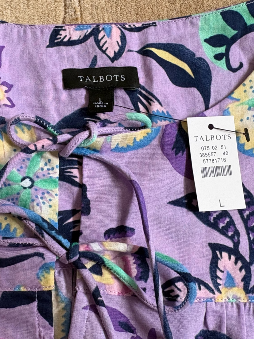 NWT, Talbots Cotton Short Sleeve Tie Front Top, Lavender Jacobean Floral, Size L - Picture 10 of 13
